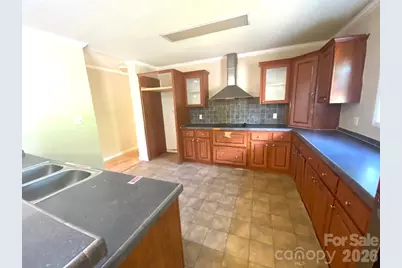 39 Henry White Lane, Leicester, NC 28748 - Photo 4