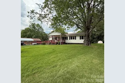 210 Bleynat Street NE, Valdese, NC 28690 - Photo 2