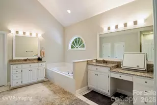 20107 N Cove Rd, Cornelius, NC 28031 - Photo 24