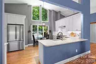 522 Toxaway Ct, Lake Toxaway, NC 28747 - Photo 12