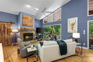 522 Toxaway Ct, Lake Toxaway, NC 28747 - Photo 6