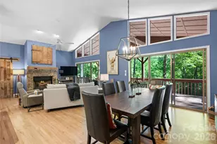 522 Toxaway Ct, Lake Toxaway, NC 28747 - Photo 10