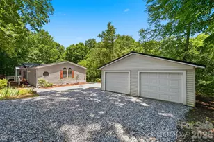 4944 Largo Ct, Conover, NC 28613 - Photo 4