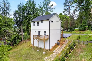 88 Walker St, Black Mountain, NC 28711 - Photo 4