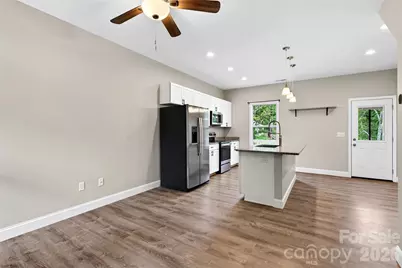 88 Walker Street, Black Mountain, NC 28711 - Photo 10