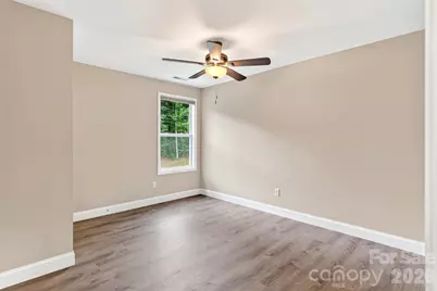 88 Walker Street, Black Mountain, NC 28711 - Photo 30