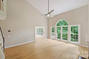 5317 Fairvista Dr, Charlotte, NC 28269 - Photo 14