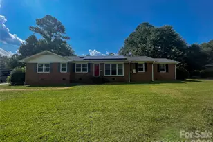 14 Hamden Cir, Cheraw, SC 29520 - Photo 2