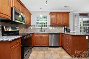 11007 Secotan Ln, Matthews, NC 28105 - Photo 8