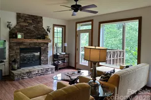 222 Creekside Wy, Burnsville, NC 28714 - Photo 4
