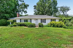 3112 Wesley Way, Hendersonville, NC 28792 - Photo 2