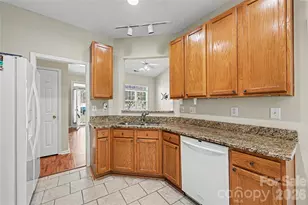 10508 Hellebore Rd, Charlotte, NC 28213 - Photo 10