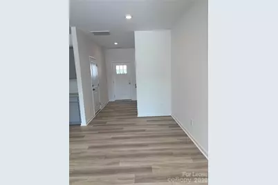 5008 Falstone Drive, Charlotte, NC 28269 - Photo 4