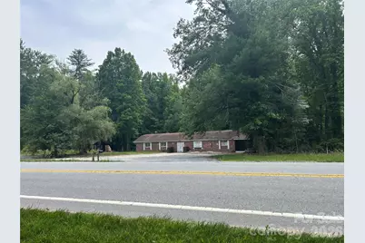 3177 Haywood Road, Hendersonville, NC 28791 - Photo 2
