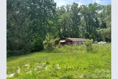 3177 Haywood Road, Hendersonville, NC 28791 - Photo 6