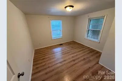 9235 Kendall Drive, Charlotte, NC 28214 - Photo 8