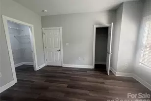 8733 Coralbell Ln, Charlotte, NC 28213 - Photo 12