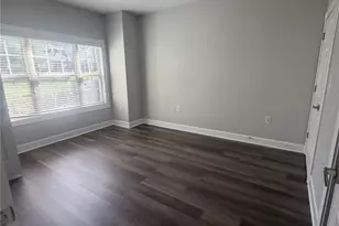 8733 Coralbell Ln, Charlotte, NC 28213 - Photo 10