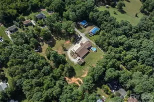 2269 Lee Roy Ln, Lenoir, NC 28645 - Photo 40