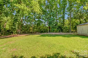 208 W Church St, Jefferson, SC 29718 - Photo 16