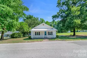 208 W Church St, Jefferson, SC 29718 - Photo 4