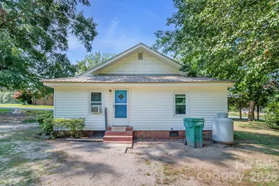 208 W Church Street, Jefferson, SC 29718 - Photo 12