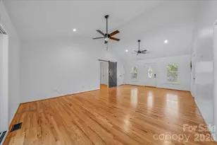 1512 Kinglet Dr, York, SC 29745 - Photo 14