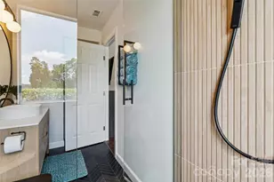 14039 Queens Harbor Rd, Charlotte, NC 28278 - Photo 20