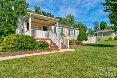 402 N Houser Street, Cherryville, NC 28021 - Photo 1