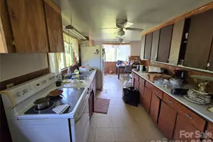 95 Field Stream Dr, Marion, NC 28752 - Photo 16