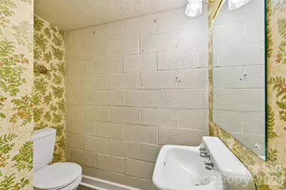 1621 N Oak Drive, Shelby, NC 28150 - Photo 34