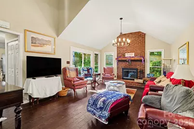 141 32nd Avenue NW, Hickory, NC 28601 - Photo 6