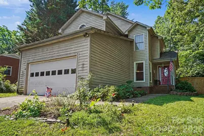 141 32nd Avenue NW, Hickory, NC 28601 - Photo 2