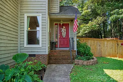 141 32nd Avenue NW, Hickory, NC 28601 - Photo 4