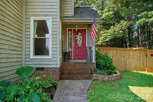 141 32nd Ave NW, Hickory, NC 28601 - Photo 4