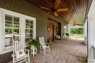 1 Cedar Chine Dr, Asheville, NC 28803 - Photo 6