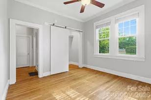 916 Bromley Rd, Charlotte, NC 28207 - Photo 12
