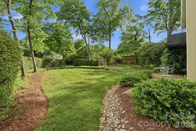 916 Bromley Road, Charlotte, NC 28207 - Photo 36