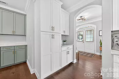 1824 Laveta Road, Charlotte, NC 28269 - Photo 8