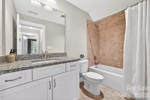 1824 Laveta Rd, Charlotte, NC 28269 - Photo 30