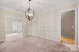 17208 Sycamore Ridge Ct, Cornelius, NC 28031 - Photo 4