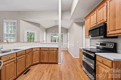 17208 Sycamore Ridge Court, Cornelius, NC 28031 - Photo 6