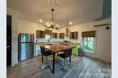 140 Falls Crossing Road, Burnsville, NC 28714 - Photo 10