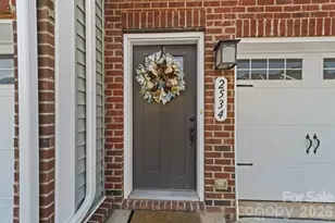 2534 Grantham Place Dr, Fort Mill, SC 29715 - Photo 2