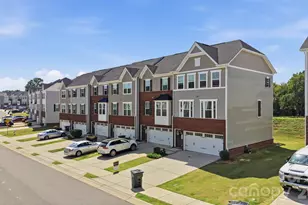 2534 Grantham Place Dr, Fort Mill, SC 29715 - Photo 6