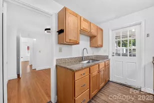 2113 Scott Ave, Charlotte, NC 28203 - Photo 16