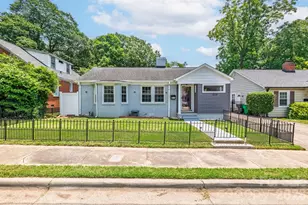 2113 Scott Ave, Charlotte, NC 28203 - Photo 2