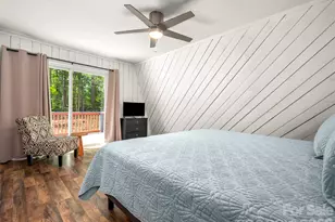 3276 Howard Gap Rd, Hendersonville, NC 28792 - Photo 24