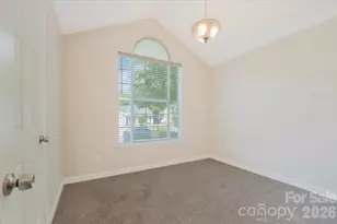 14136 Walkers Crossing Dr, Charlotte, NC 28273 - Photo 8