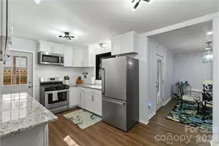 3629 Sargeant Dr, Charlotte, NC 28217 - Photo 8